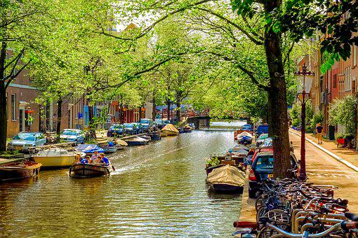 Ontdek de beste vaarbestemmingen in Nederland met de beste bootverhuur Friesland